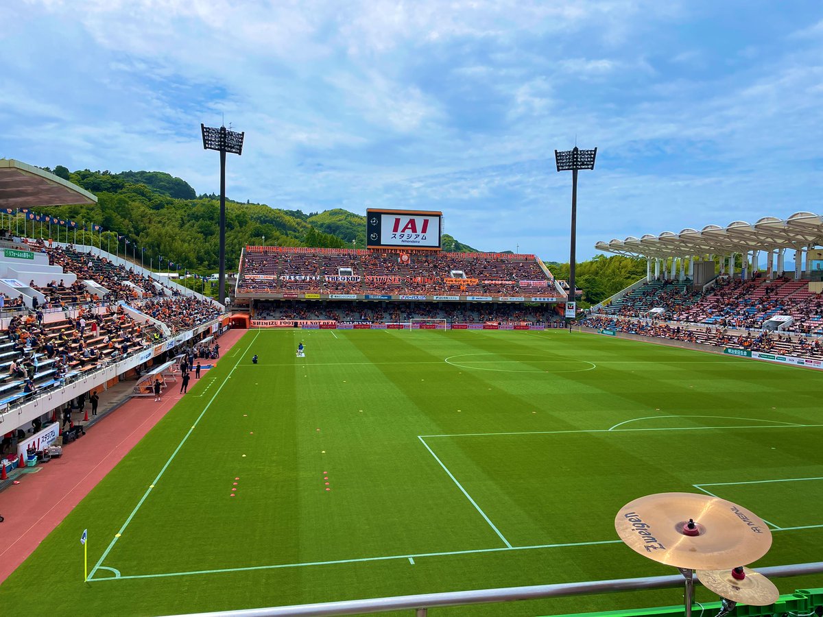 softcurva's tweet photo. [vs清水] @日本平

清水相手に初勝利を！
勝利を持って帰ろう🔥

#zweigen 
#ツエーゲン金沢
#ソフトクルバ遠征 https://t.co/tAgibJo5cO