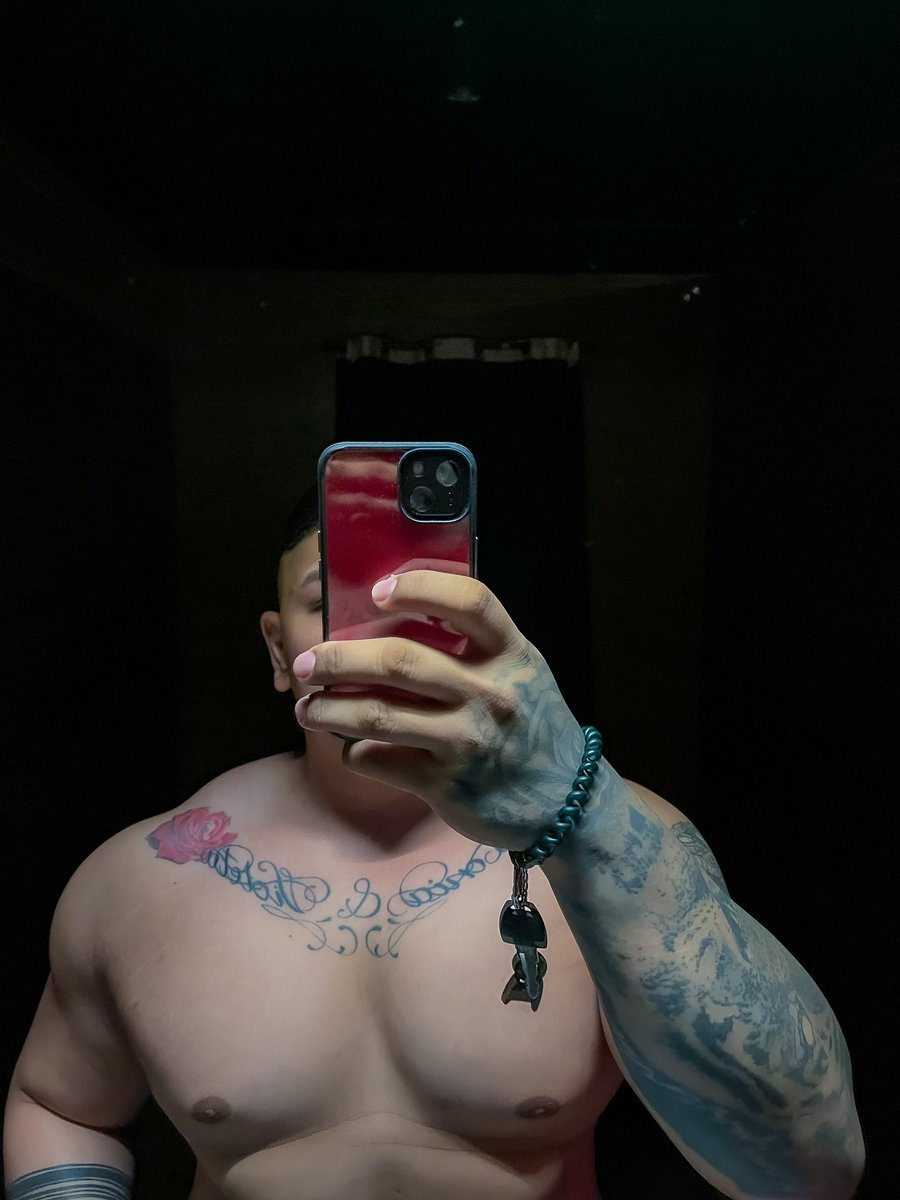 AkoSiPabloCruz's tweet photo. After #Trivo massage and body scrub 🧽💆🏾♂️ https://t.co/cVY40OgTxN