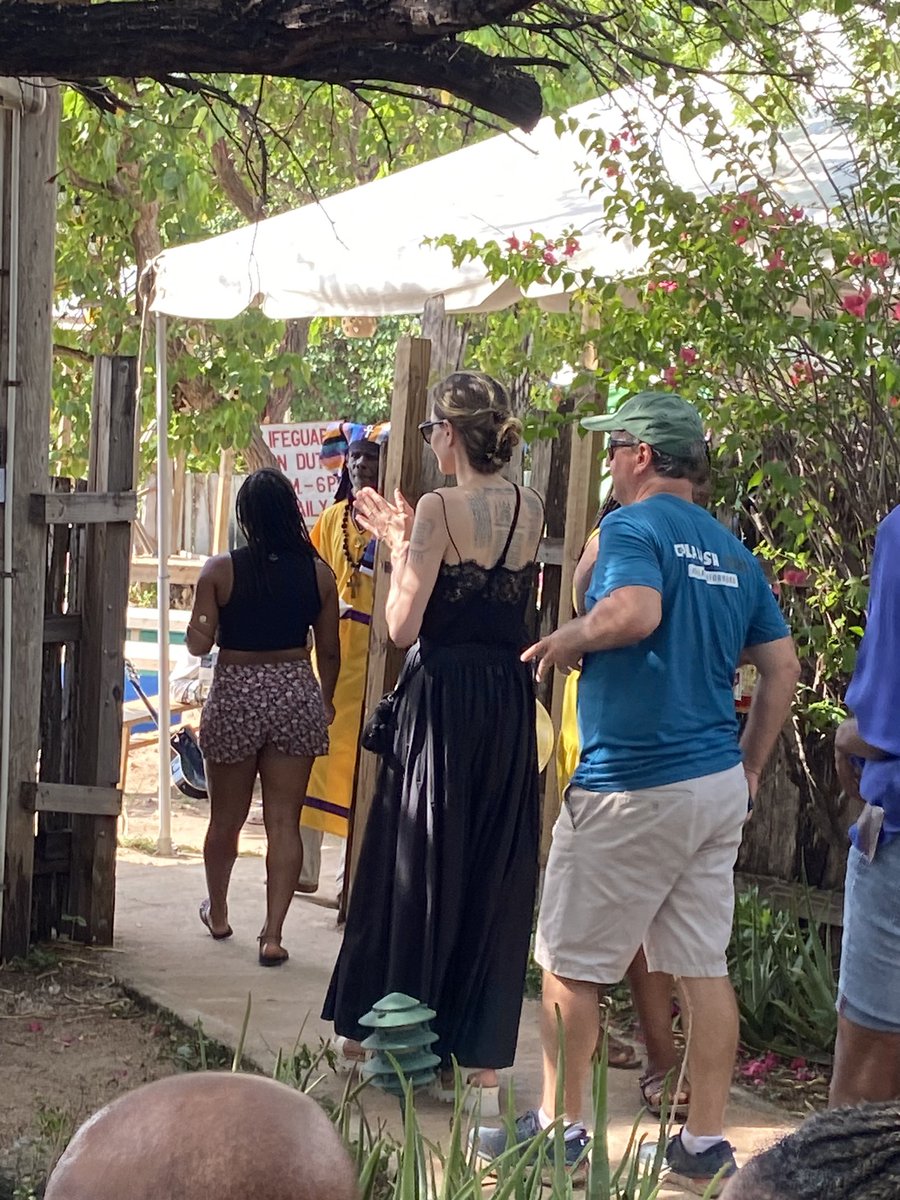 Despite a “travel advisory,” Jamaica is still keeping …🇯🇲💚 #AngelinaJolie @calabashfest #Calabash2023