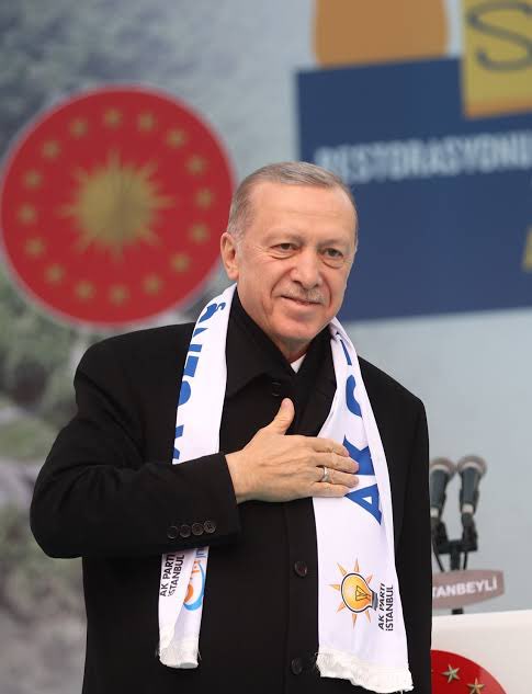 DÜNYA LİDERİ BU ADAMI SEVİYORUM……