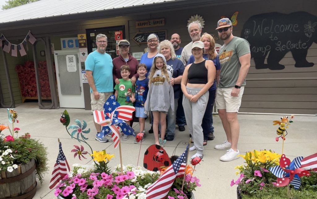 CampLeConte's tweet photo. Summer has officially started! Camp LeConte kicked off the weekend with a cookout. We hope everyone one has a fun and safe weekend. π #campleconte #campground #gatlinburg #tennessee https://t.co/6RRXrUtDmd
