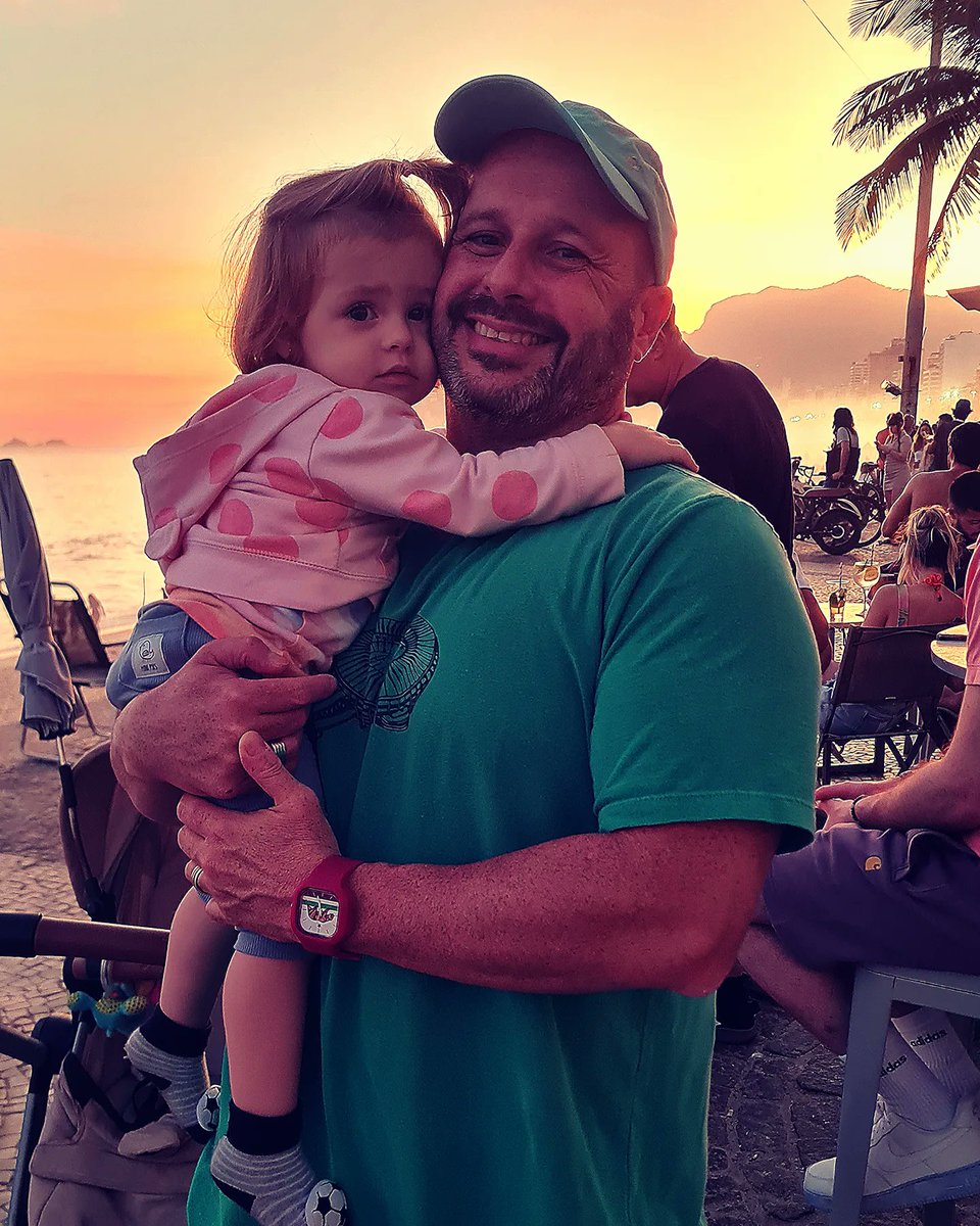 flaviofrajola's tweet image. Sunset com #nanah👶🏼 
#paidemenina #arpoador🏄‍♂️ #sunset