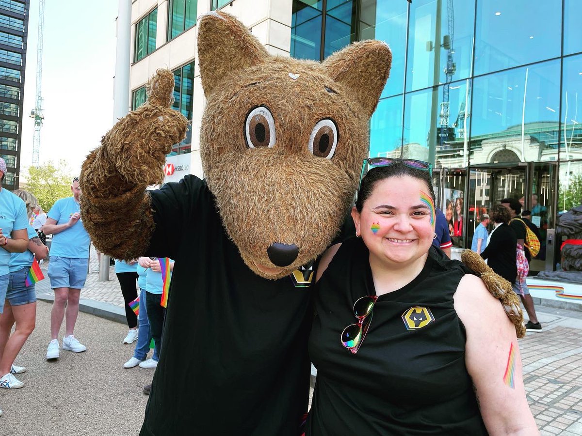 nellylel's tweet photo. It is like gay Christmas todayโฆ..marched in the parade at @BirminghamPride with @wolves for only our second appearance and then get home to find @DIVAmagazine on the door mat ๐ I can already tick quite a few off the bucket list #happydays #DIVAPride https://t.co/6joUdU8PxT