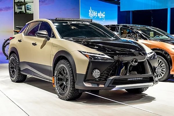 God is blessing your life this coming month of June with a very big miracle

#claim it now