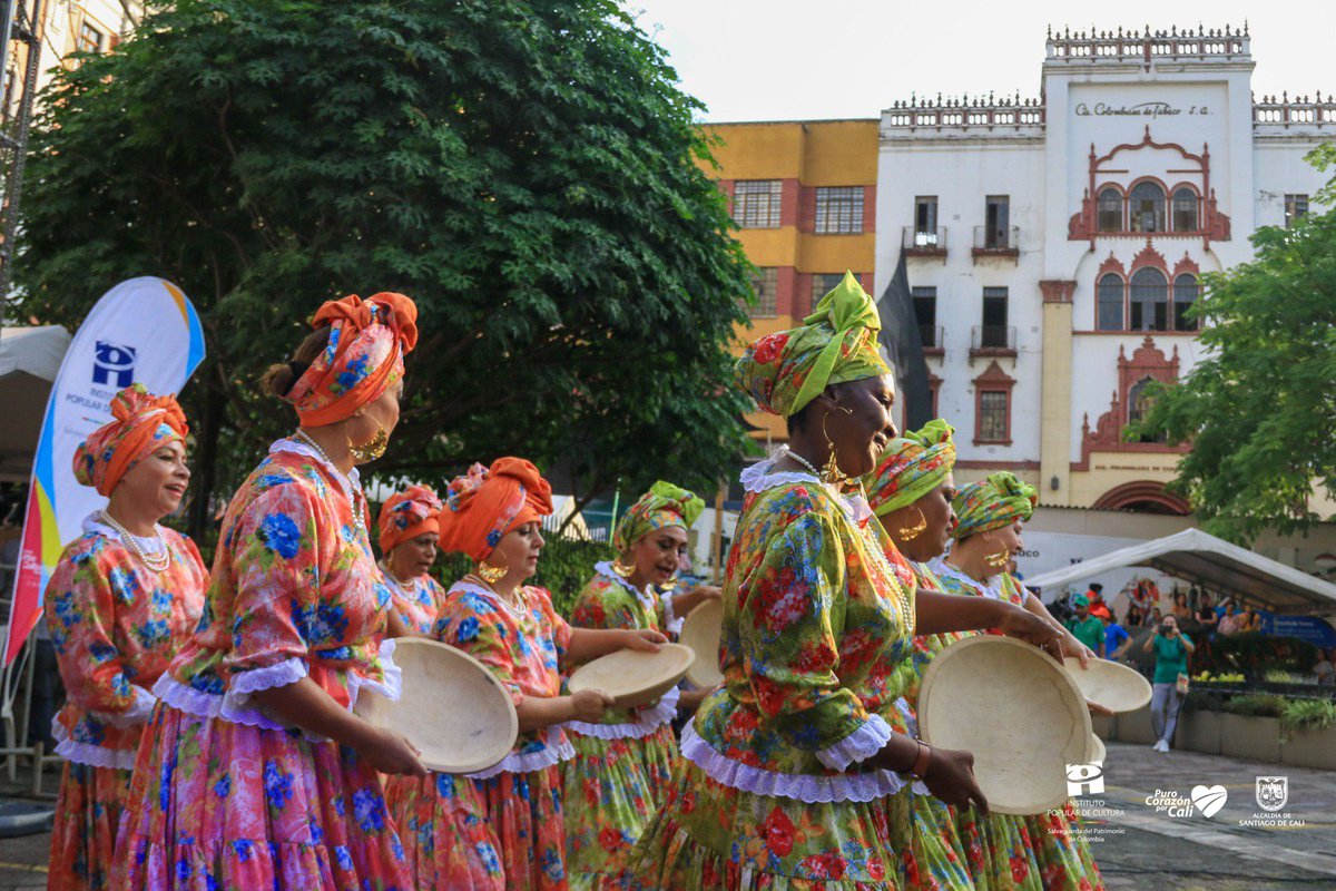 IUIPCCali's tweet photo. ¡Celebrando la diversidad y la cultura en Cali! ✨ Hoy el Bulevar del Río se llenó de vida con #IPCAlBulevar, que vibró con nuestra celebración de la afrocolombianidad y los 10 años de este maravilloso lugar.
¡Qué orgullo ser parte de una ciudad multicultural! #CaliTeQuiere 💙 https://t.co/63nJ8cCLga
