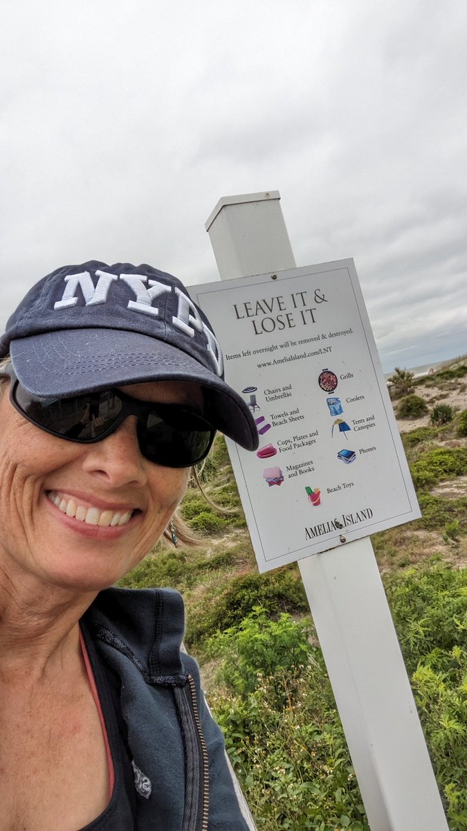 #Florida #floridaLife soooo many great beaches ... Too little time.  Northwest today - <a href="/AmeliaIsland/">AmeliaIsland</a> - nice #trashcans <a href="/AmeliaIslandFlo/">Amelia Island, Florida</a>  <a href="/MyCOFB/">City of Fernandina Beach</a> and <a href="/JaxBeach/">JaxBeachBum</a>   first time on Jax ferry, and awesome lunch at  sandollarrestaurant.com