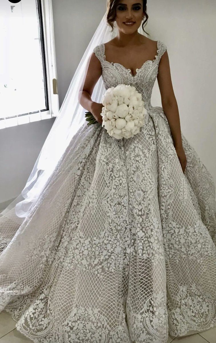 If the #weddinggown of your dreams is over your budgt let us make a #quality #replica of the design form you. Go to  buff.ly/3pktq1h
#weddinggowns #weddingdresses #bridalgowns #bridaldresses #weddingplanners #weddingideas #fashiondesigners #supportlocalbusinesses #shop