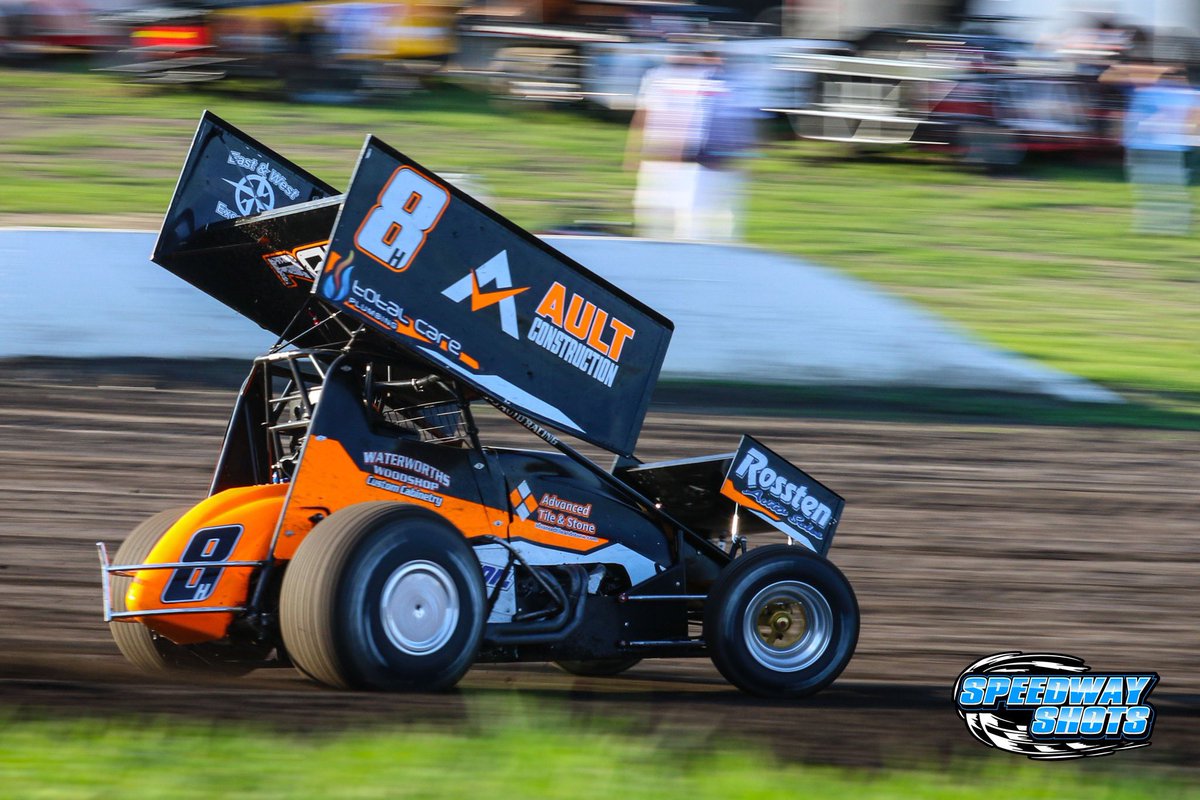 Buffalo Wild Wings NOSA Sprints tweet media