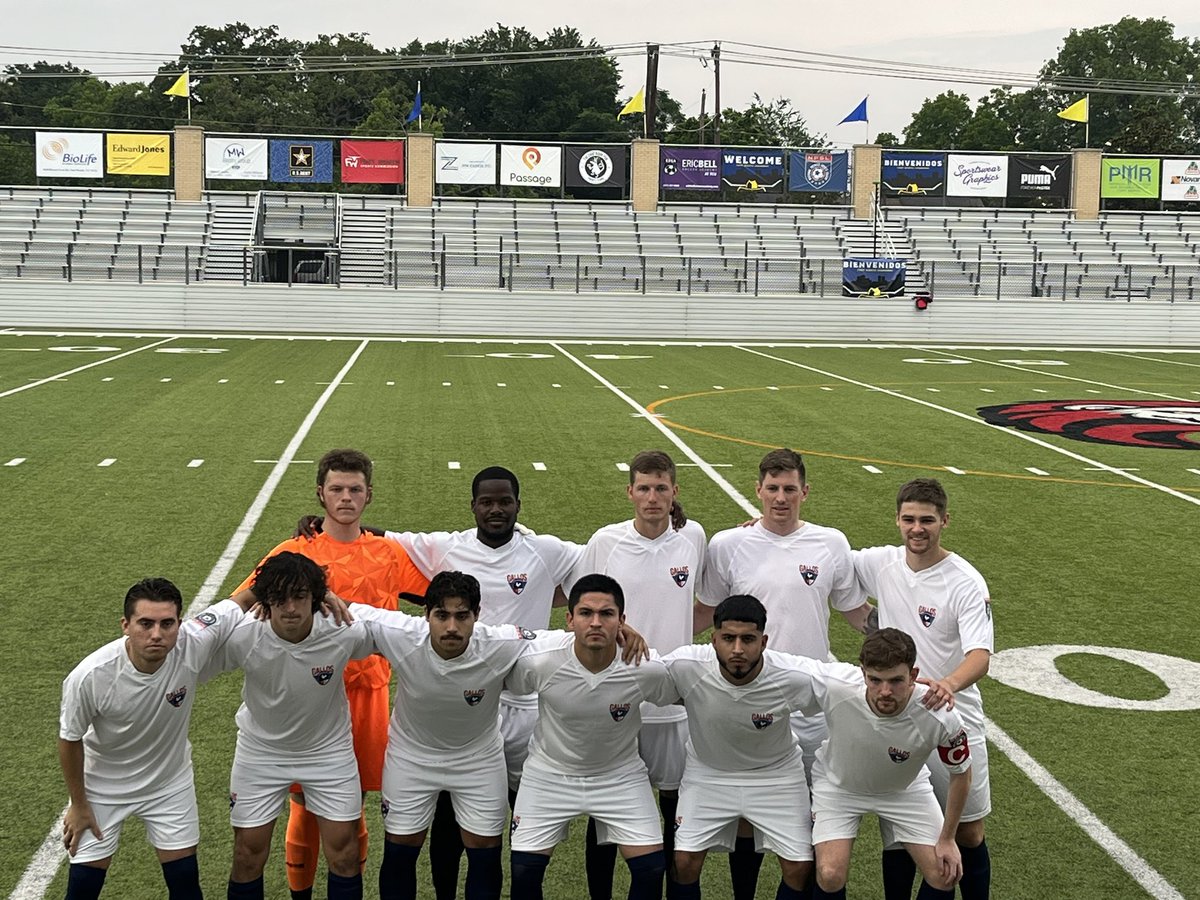 FulhamTexasFan's tweet photo. @gallosfctx XI vs @FtWorthVaqueros 

:( :) :( :( :)
:( :( :( :( :( :( https://t.co/71LKIoyZA5