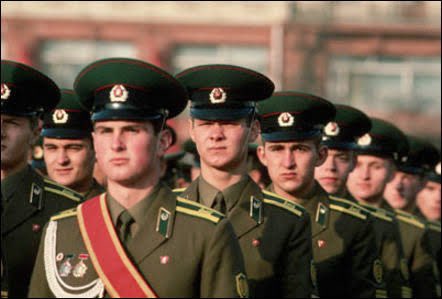 USSREmbassyJ's tweet photo. #OTD: May 28 is the #Border_Guards Day in Soviet
5月28日: #国境警備隊の日 は、国境警備軍の日としても知られ、#ソビエト社会主義共和国連邦 の国境警備隊を祝う日です。5月28日 - 1918年のソビエト国境軍の設立記念日
День #пограничника отмечается 28 мая. https://t.co/6idQ3J8cc3