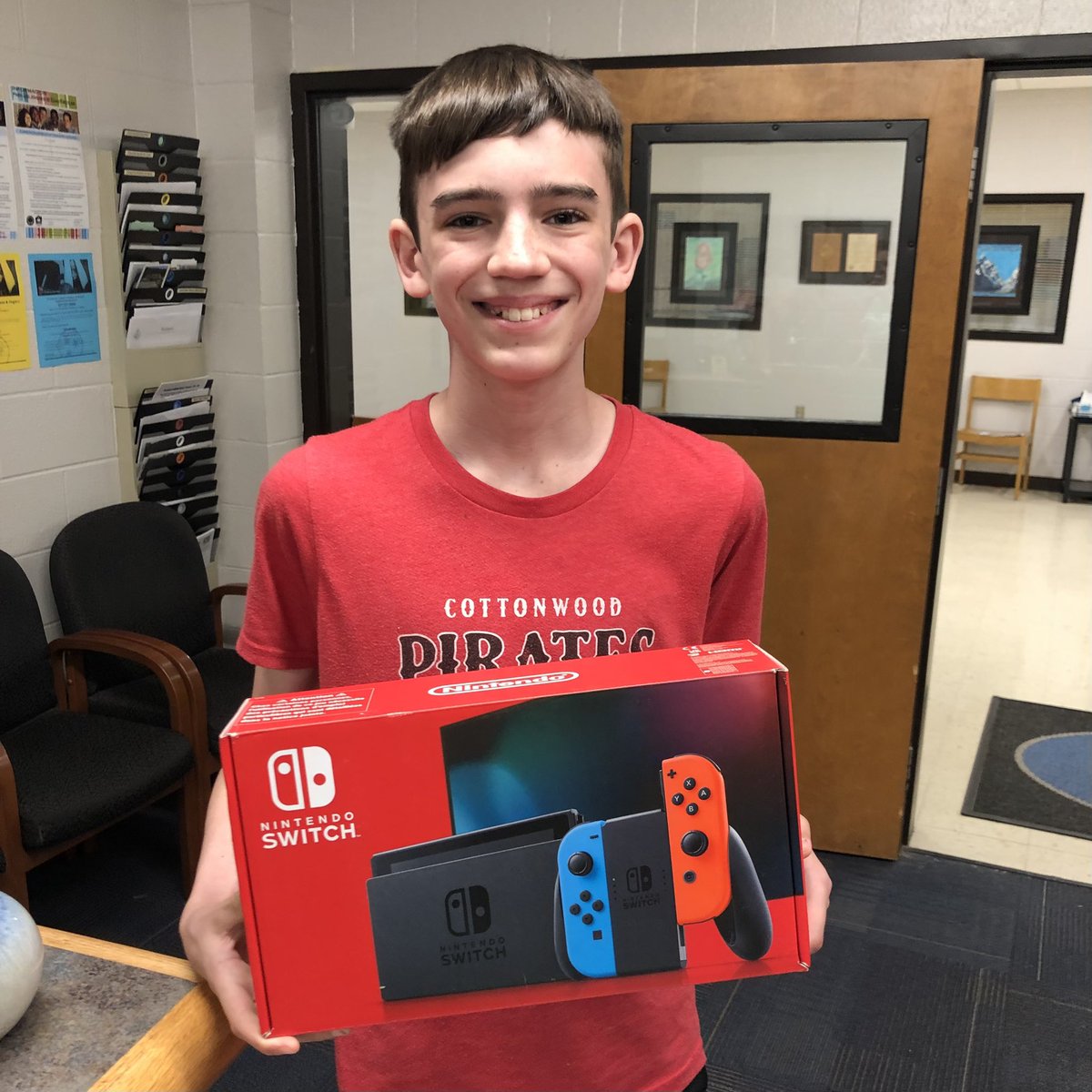 wcsGMSjk's tweet image. So proud of Judah 4 not only being a great student, but a great friend! He won a Switch in our PBIS drawing &amp;amp; immediately gave it to his friend so they could play together. We rewarded him with $$ towards a new bike. #KindnessPays #GMSgenerals #22generals23 #GeneralsLead