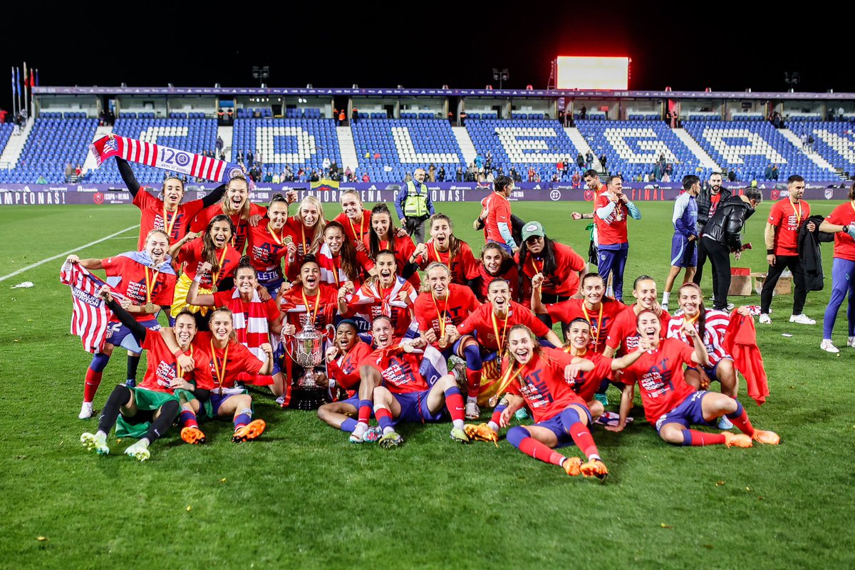 AtletiFemenino's tweet photo. 𝗡𝗨𝗡𝗖𝗔, 𝗡𝗨𝗡𝗖𝗔, 𝗡𝗨𝗡𝗖𝗔 𝗗𝗘𝗝𝗘𝗦 𝗗𝗘 𝗖𝗥𝗘𝗘𝗥 ❤️🤍 https://t.co/EtaF6dzL33
