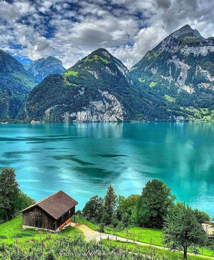 capturedeviaje's tweet photo. Suiza https://t.co/WMhbhH59Lz