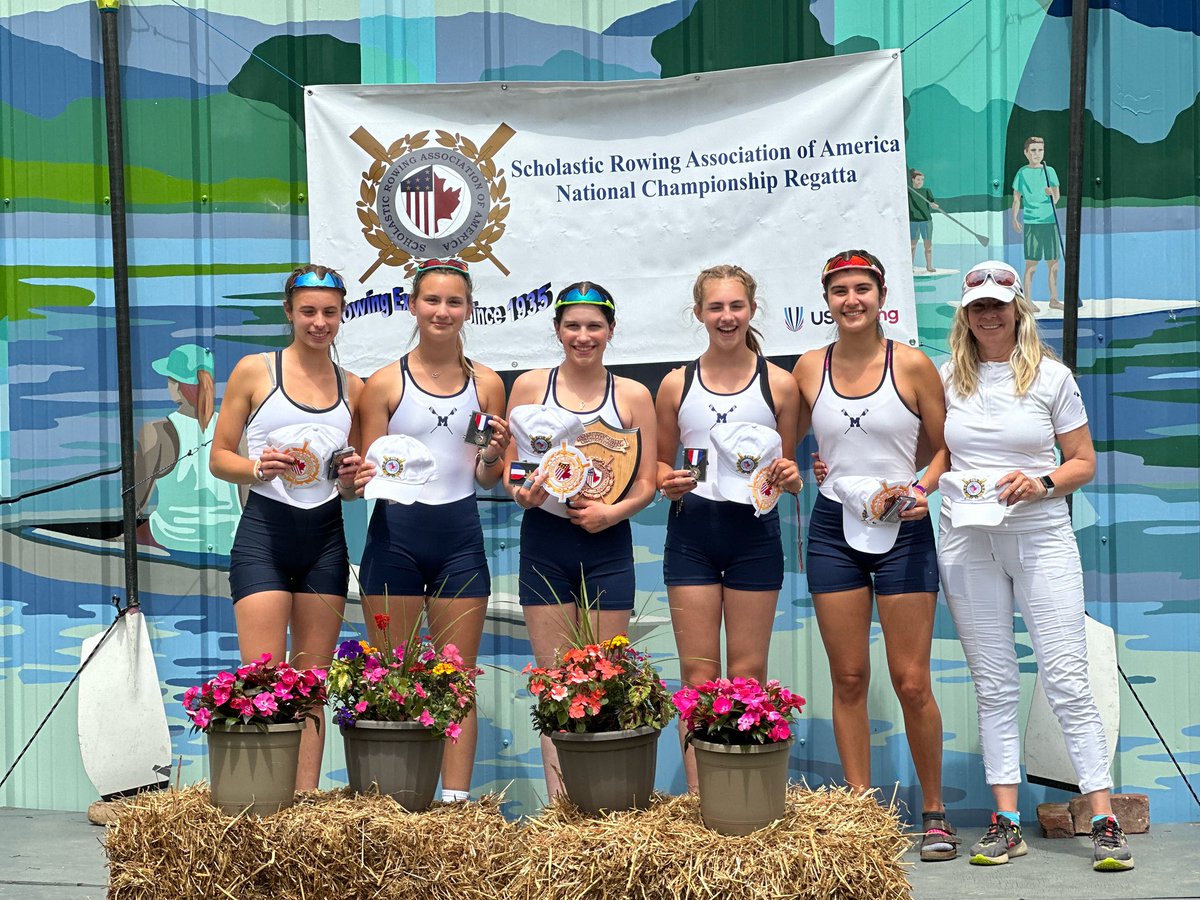 montclairhscrew's tweet photo. SRAA NATIONAL CHAMPIONS 2023 
Girls Varsity Lwt Four 🥇🏆💙 https://t.co/RFJYFTvbPS