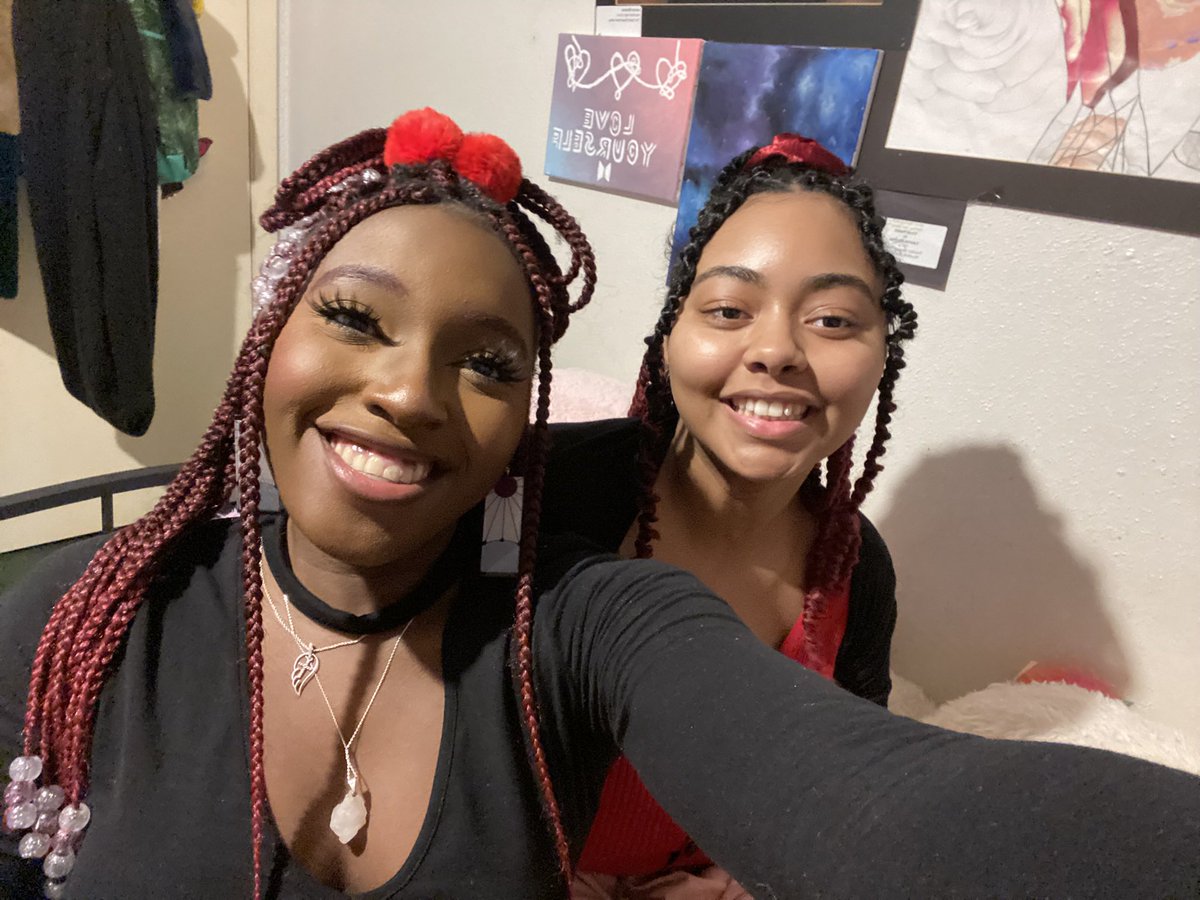 mcdaddyjoon's tweet photo. Happy birthday 23th to my beautiful bestie, I’m so blessed to have her in my life @MayasMoody1 https://t.co/SiICbVQ45q