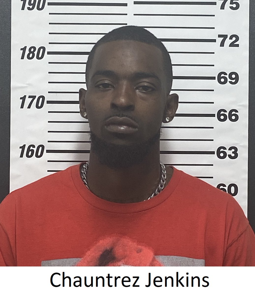 Starkville_PD's tweet photo. Friday, May 26th, SPD arrested Chauntrez Jenkins for a Thursday morning armed robbery at Quality Fuels, 300 Highway 12 W. Jenkins has been charged with one count of armed robbery. The call was received Thursday, May 25, 2023, at 8:44 a.m. and there were no injuries reported. https://t.co/th3VeuTtIM