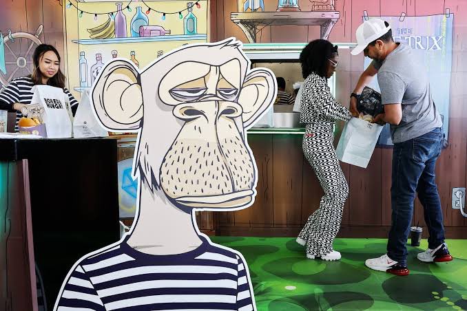 jbondwagon's tweet photo. Easily Brandable Ape 🏷️

Companies may opt to look for easily brandable ape to build their brand on. This usually applies for long-term ape use by a brand

@adidas looked for a naked ape it can dress up

@BorednHungry looked for a double bored ape that’s easy for the brand

5/9 https://t.co/jXrPB8c19g