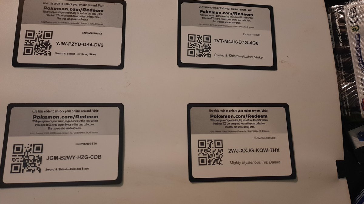 MrTaftMan_'s tweet image. I have no idea what I have, but I love them 🥹 go redeem the #PokemonCodeCard because I won&apos;t