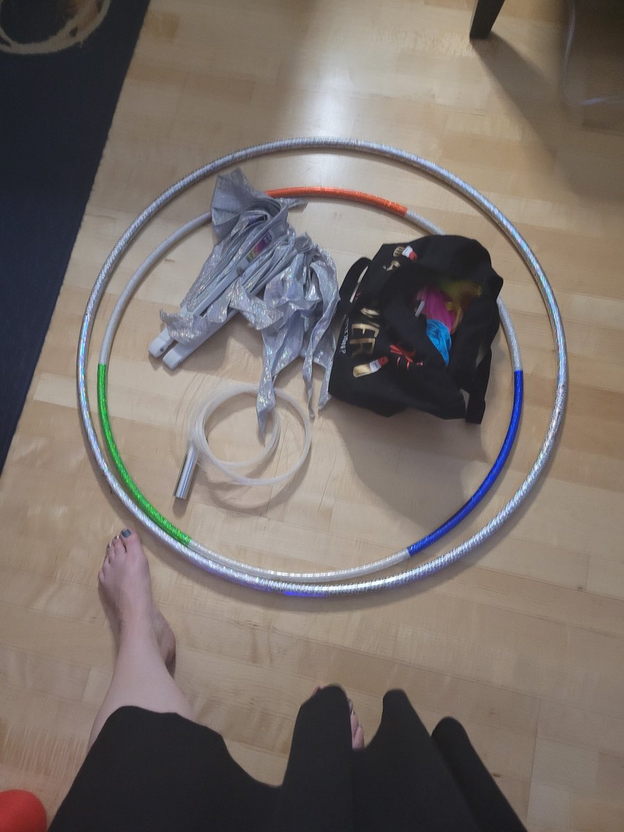 NyxSadie's tweet image. Doing a #glowy #flowy show @streamate in 15 min 😊