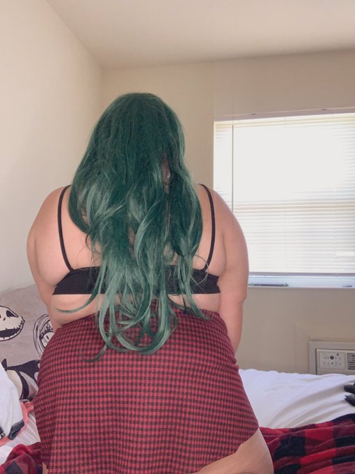 Oops- I forgot my panties 😌 https://t.co/uYz1JFukuu<a href="/tag/nsfw"class="tags"><span>#nsfw</span></a><a href="/tag/adultcontent"class="tags"><span>#adultcontent</span></a>