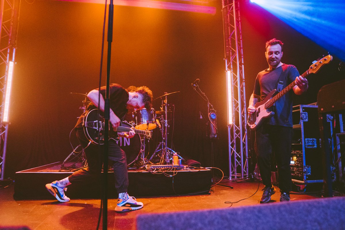 Twin Atlantic, Grimsby! 📸

<a href="/twinatlantic/">Twin Atlantic</a> <a href="/DocksAcademy/">Docks Academy</a> 🖤