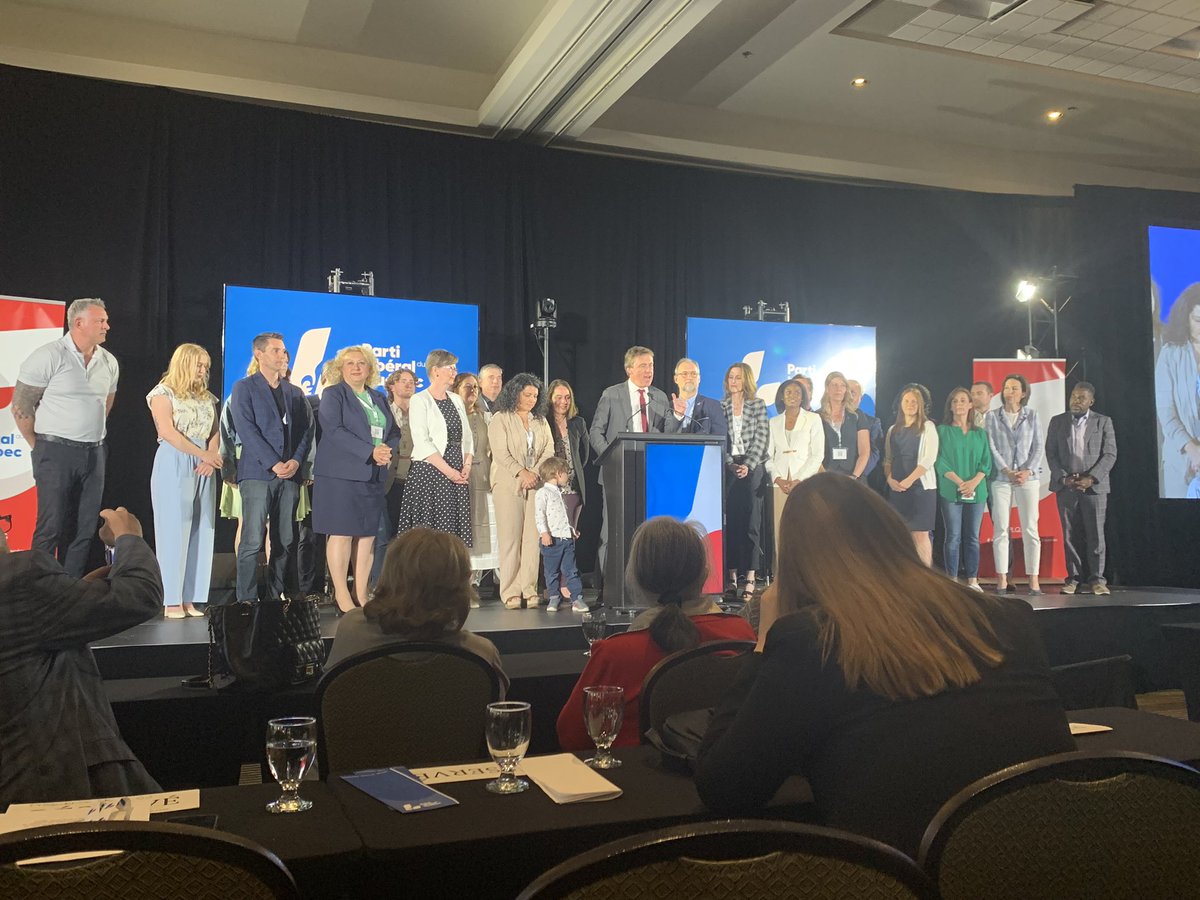 viclaberge's tweet photo. Conseil Général Mai 2023 du @LiberalQuebec ! 400 militants dont 70 de la @CJ_PLQ , quelle mob de fou! #polqc #plq #partiliberal https://t.co/xouRXu9p3U