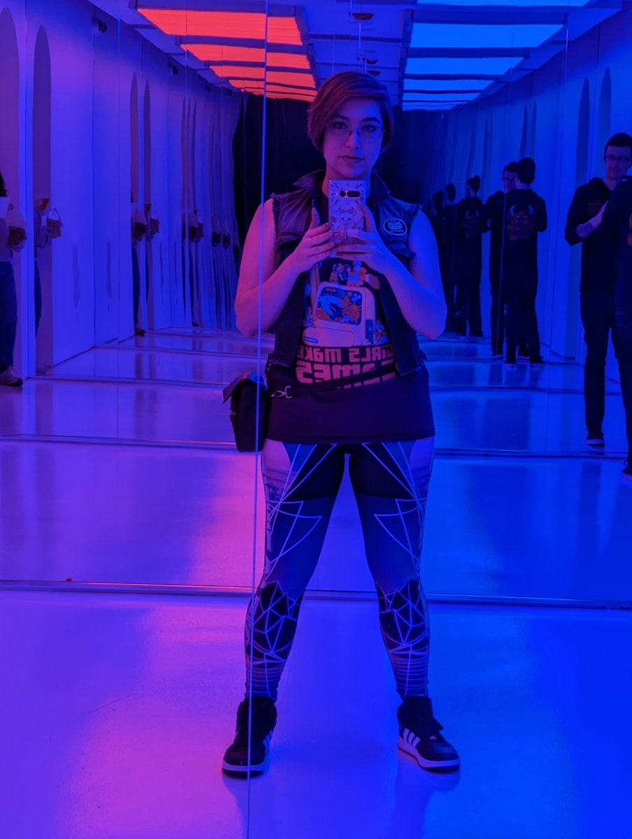 Grey Meta tweet media