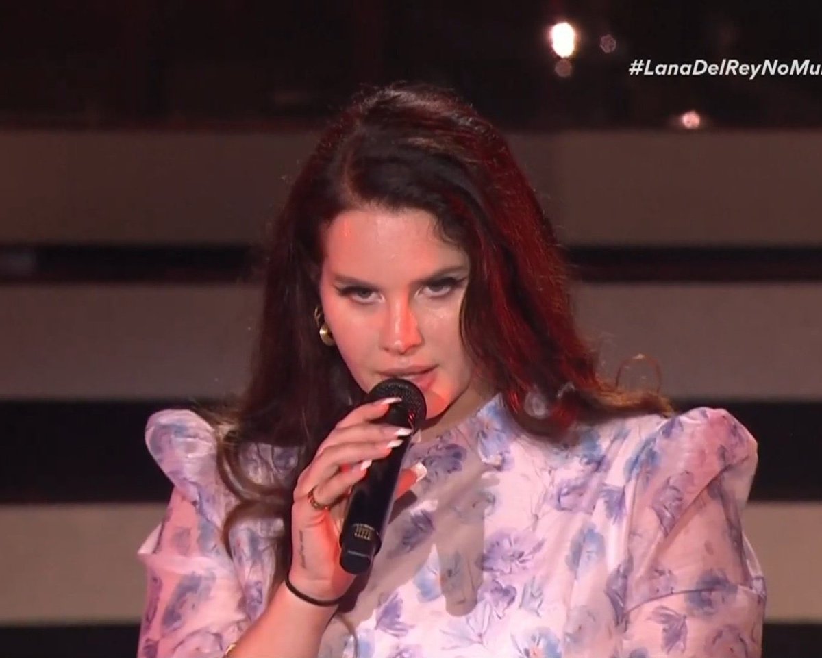tagrevista_'s tweet photo. 🎙️ Setlist completa do show de Lana Del Rey no #MITA:
1. A&W
2. Young and Beautiful
3. Bartender
4. The Grants
5. Flipside
6. Cherry
7. Pretty When You Cry
8. Ride
9. Born to Die
10. Blue Jeans +
#MITA23
#MITANoMultishow #LanaDelReyNoMultishow https://t.co/SExfwrdNGn