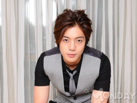 LeoKim87270861's tweet photo. #NETIZENSREPORT #KimHyunJoong for Most Handsome Man Alive #MHMA2023 #MHMA2023kimHyunJoong
@thenreport https://t.co/IgxEisjXmD