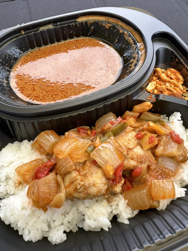 suzuki's tweet image. 信州味噌カレー🍛 #pandarino