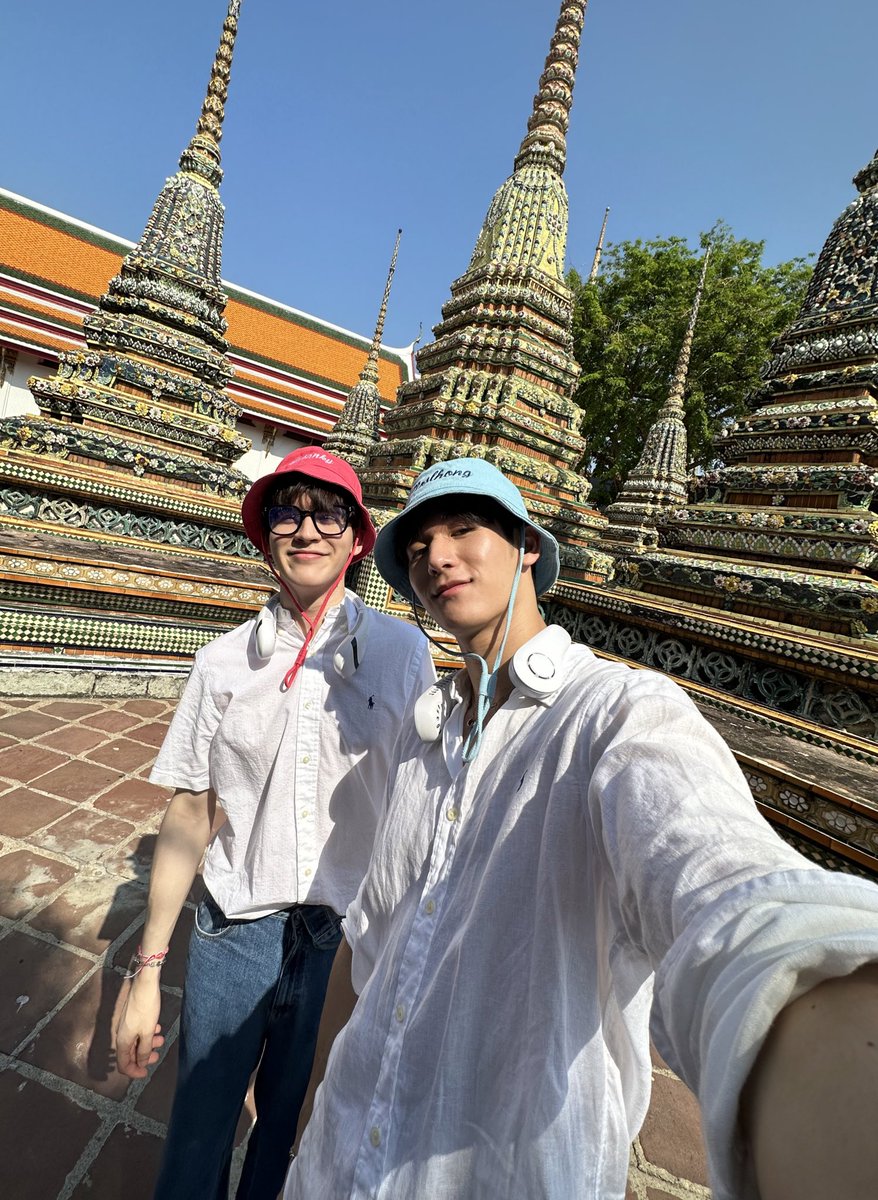 น่ารักชะมัดว่าปะ

#MosBank