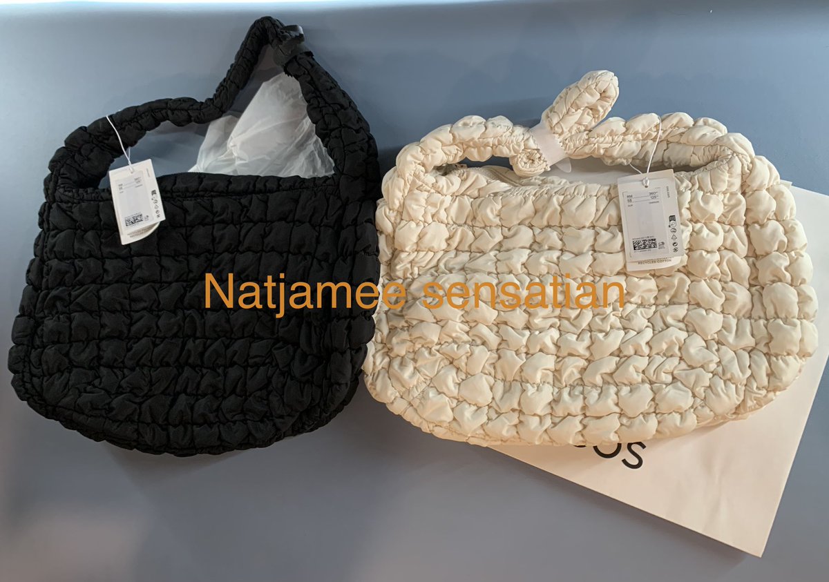 nh_dizzy's tweet photo. COS quilted bag oversized สีเบจ/สีขาว/off white มือ 1
ออกจากชอปมาเลเซีย suria klcc และ pavilion ของแท้ 💯 🇲🇾(มีใบเสร็จ มีถุงให้ ถ้าอยากได้ถุงต้องขอพับถุงนะ)

💸 ราคา 3550 บาท💸 รวมส่งเอกชนนะคะ

#cos #cosbag #cosqulited #cosพร้อมส่ง #costhailand #cosกระเป๋า #ตามหาcos #cosเจนนี่ https://t.co/xqExm35zdG