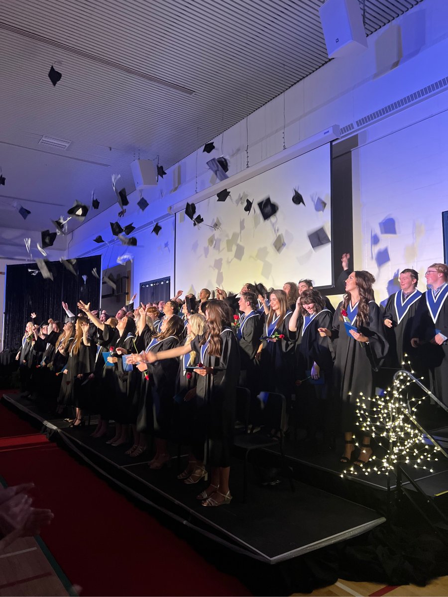 Congratulations to our 2023 W.G. Murdoch graduates! We wish you the best in all your future endeavours and thank you for all your contributions to our school and community! #rvsed #crossfield