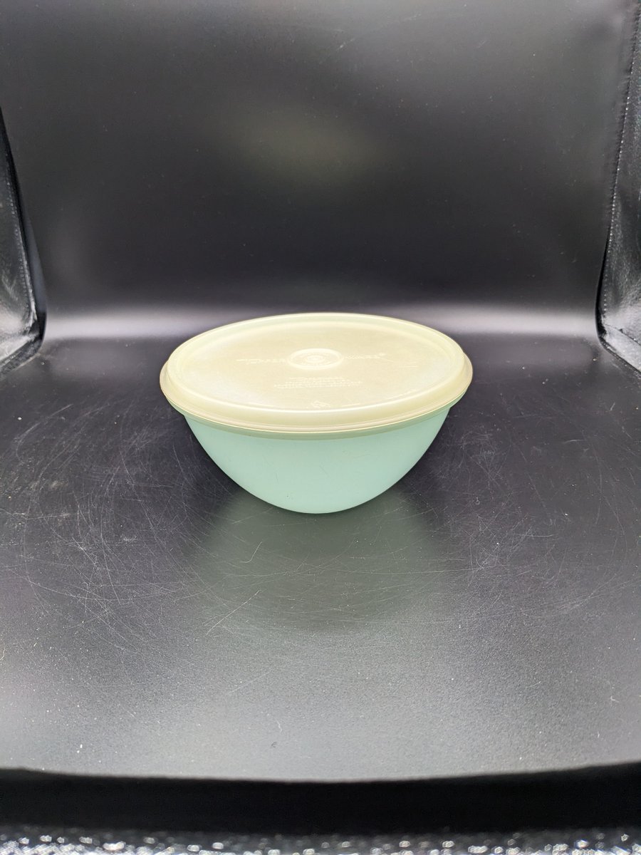 Excited to share the latest addition to my #etsy shop: Retro Vintage Tupperware Wonderlier Bowl 234-21 with Tupper Seal Lid - 1970's Kitchen Nostalgia etsy.me/3MDjYhs #tupperware #wonderlier #vintagekitchen #1970skitchen #kitchenstorage #foodstorage #servingbow