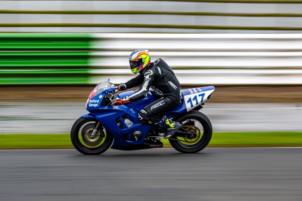 aaronstaniforth's tweet photo. Some photos from the start of the season EMRA test day https://t.co/EqlfWupx1x