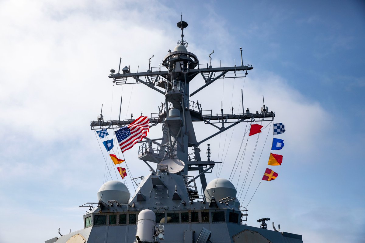USNavyEurope's tweet photo. Want a behind-the-scenes look at #FormidableShield23🛡️ preps and execution?
Check out this story from @USNavy 🇺🇸 destroyer #USSPorter's (DDG 78) point of view! 👇
https://t.co/2VAAum7lpA https://t.co/3HH6vxmQmc