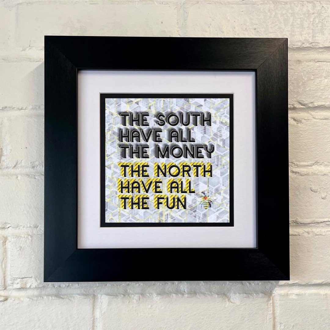 NspccNw's tweet image. MEET THE ARTIST - Day 8 COCKYNAIRO aka Su Mace @sumace 
Su will be exhibiting at ‘HOME’ an Art Exhibition 4 @NSPCC at Three Little Words, MCR on Tuesday 13 June. DJ Sets from @peterhook &amp;amp; @MCTunesUK Cocktails &amp;amp; Art Sales! #art4nspcc #nspcc #cockynairo 💚🖼️👩‍🎨🐝💚