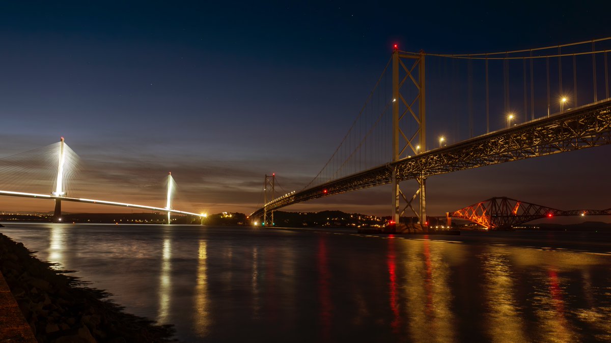 The Three Bridges looking rather resplendent last night @edintravel @edinburghpaper @edinburgh @LoveQueensferry @ForthBridges #bridges #Scotland #EDINBURGH @SonyUK @SonyPictures