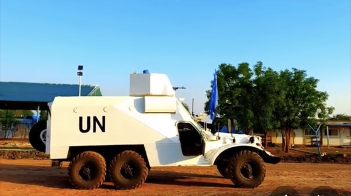 I would pay an ungodly sum to get the Vietnamese UN Peacekeeper Contingent in Abyei’s blue UN bucket hat (and the camo while we’re at. Also the car is goofy but kinda sick)