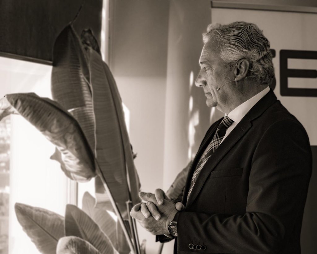 ☀️ ¡Hoy es un día importante para #Sevilla!

🗳️ Los ciudadanos volvemos a darnos cita en las urnas para decidir nuestro presente, pero también el futuro de nuestras familias.