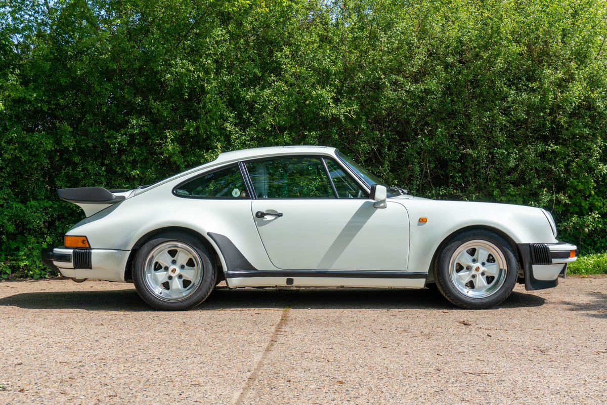 Undoubtably one of the most iconic side profiles ever 😍

#porsche #porsche930turbo #930turbo #porsche911turbo #911turbo #classiccars #dreamcars #nostalgia #retro #savethemanuals #aircooled