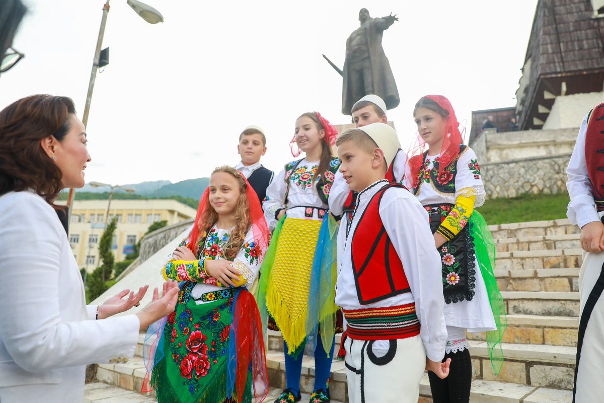 1/2 @USAmbAlbania Yuri Kim visited Tropoja to begin the process of bidding farewell as she completes her assignment in Albania. During her visit to Bajram Curri, she met with local citizens, expressing her gratitude and fondness for Tropoja as one of her favorite places in…