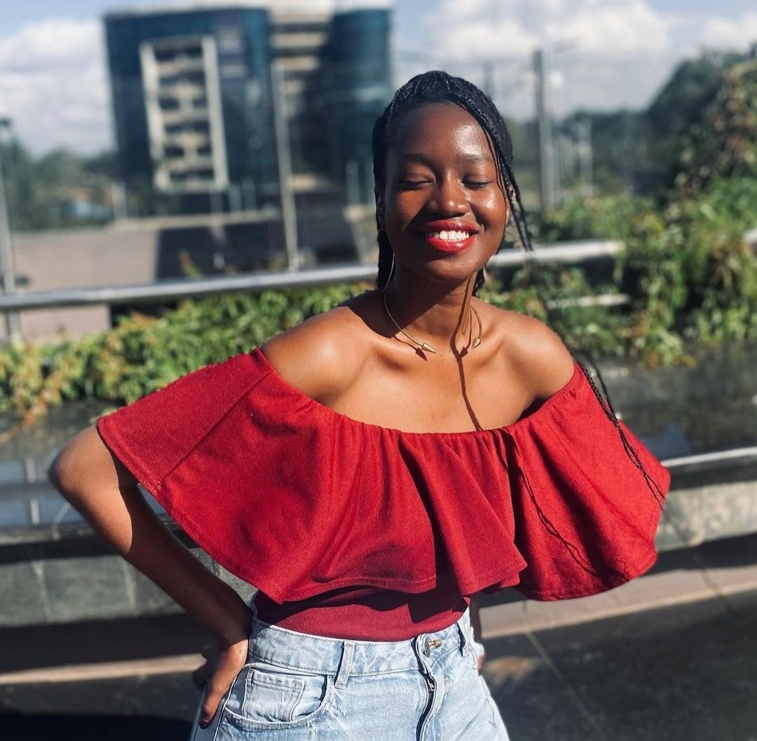 Fresh face and all of those premium vibes served in one frame with @__terry_nafula ! This customer appreciation post features Terry rocking the TUMAINI pure brass arrow head choker available for 1499KES and 59,999UGX. #handcraftedjewellery #madeinkenya #brassjewelry