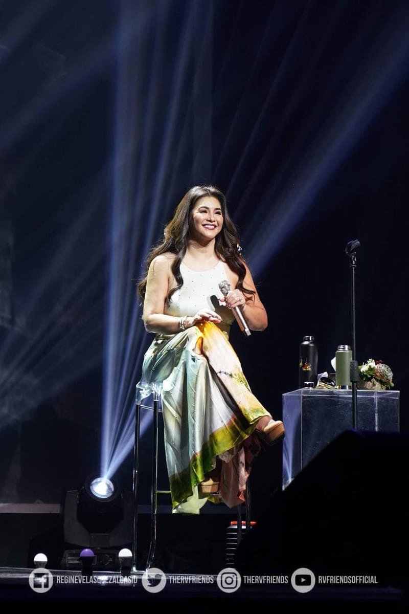 Janet_Eats's tweet photo. mga ngiting nagbibigay saya
WeLoveYou Queen REGINE
#itsgivingASAP https://t.co/otAYhuiO0u
