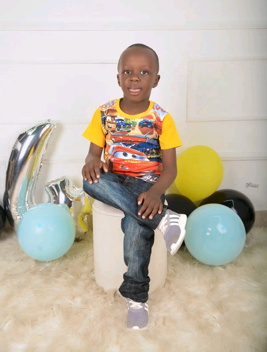 Twitter friends, we are looking for this kid. He was last seen in ruiru kimbo around 6pm, opposite spur mall. His name is Luan, He is 4 years. Please contact 0724054518/0712398452/0711379033. You may also reach out to the nearest police station if you have any information.