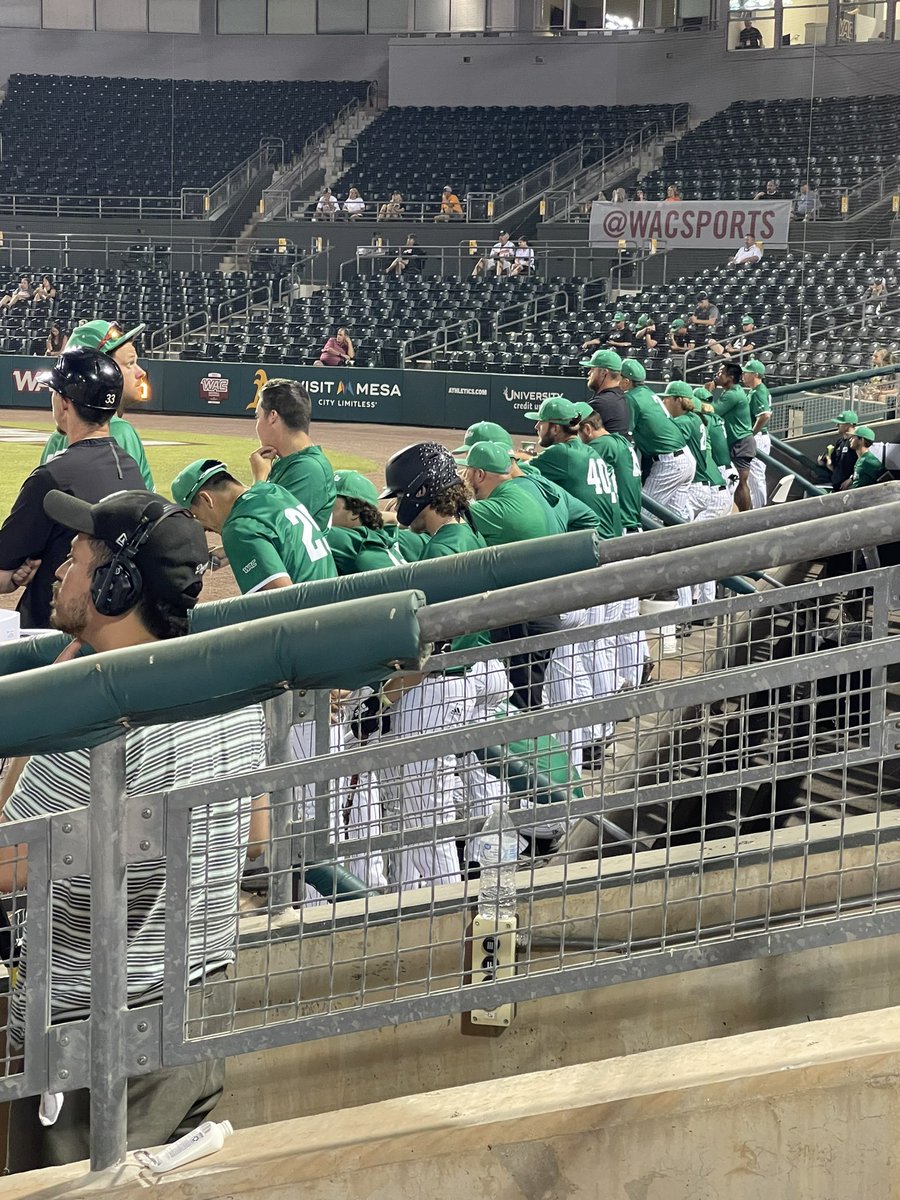 Tyler Burkett tweet media