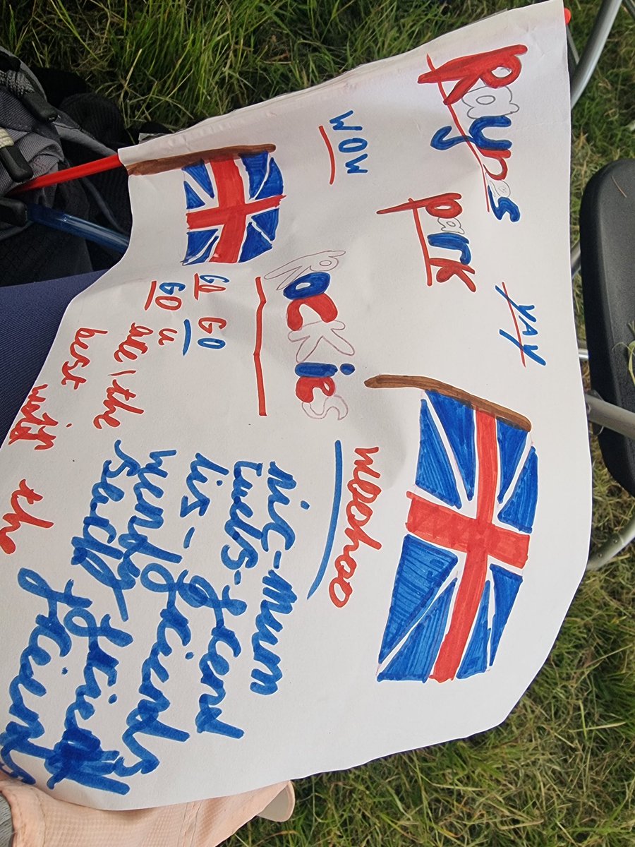 NicHawkey's tweet image. 5.15am wake up call. Breakfast then off for leg 2. Hand made flag from my supporters. #L2Bchallenge