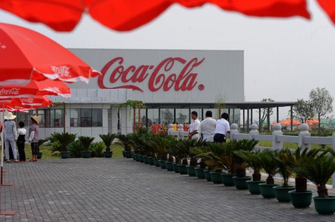 IndexBihar's tweet photo. PepsiCo is investing for another factory in Bihar. It will be on 70 acres of land in Buxar district.

CocaCola will open a new factory at Hajipur, Vaishali.

More details soon.

#Bihar #InvestInBR #Buxar #Vaishali https://t.co/ubkM2Oe0gH