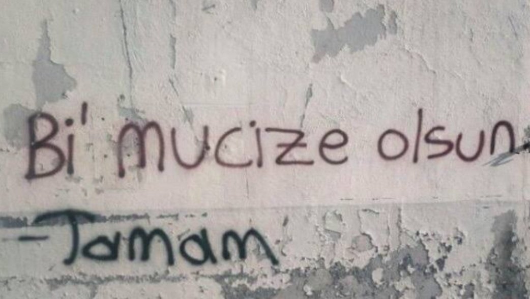 Tutsak bebekler,
Anne babalarına yıllardır hasret sabiler,
Hukuksuzca hakları ellerinden alınan KHK'lilar içi bugün #birmucizeolsun 🫶

#gunaydin umudunu yitirmeyenler 🌾