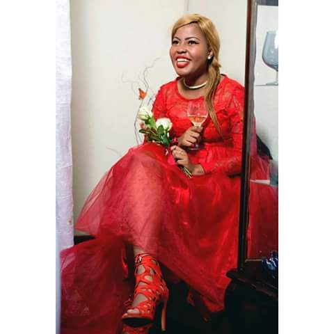 uhm_its_pali's tweet photo. RED😍❤ #MD2016 https://t.co/wrNwyCE158